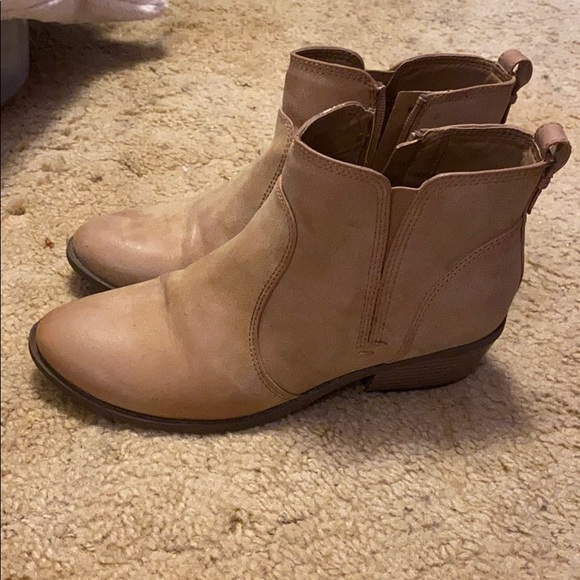 Guess booties - Picture 1 of 3